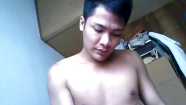 Bejat video lucah english dan slutty berambut perang babe suka mendapat fucked dalam bilik tidurnya
