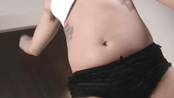 Lelaki koleksi lucah video kulit putih menjilat vagina basah perempuan jalang Thai seksi Arcadia Davida