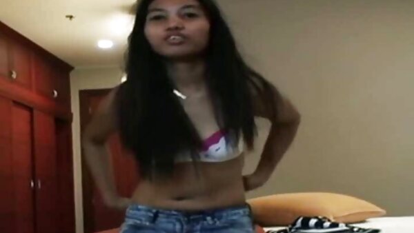 Tunduk hitam berambut bootylicious anak video awek lucah ayam menghisap dildo dan mendapat fucked