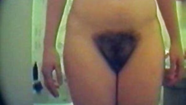 Latina sexpot Liv Aguilera sex sangap menghidangkan dua kancing miang dalam sesi bertiga yang keriting
