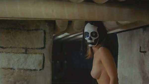 Awek dan seksi Natalie Moore mendapat cipap siam dia basah pussy fucked