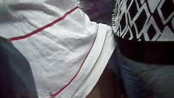 Remaja video lucah seks melayu comel beremosi berstokin mahu dipukul dari belakang dengan kasar