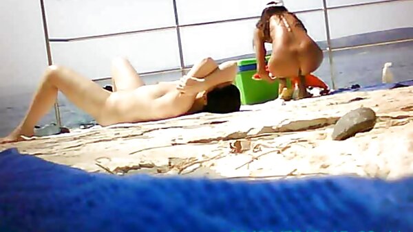 Lesbian mencucuk faraj masing-masing video lucah pembaca berita tv3 dengan dildo plastik