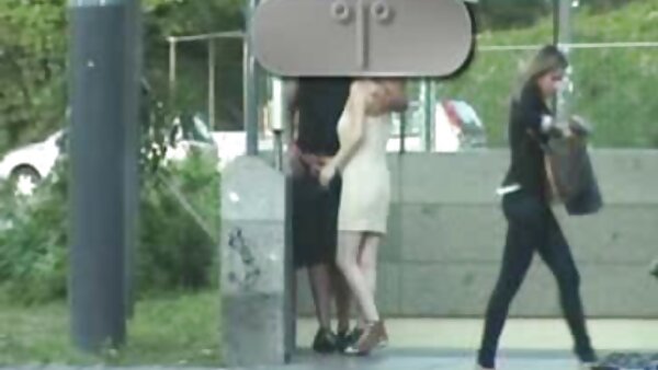 Eye catching blonde MILF Sabrina mendapat terhantuk cerita lucah pak arab anjing dan memberikan BJs (MMF)